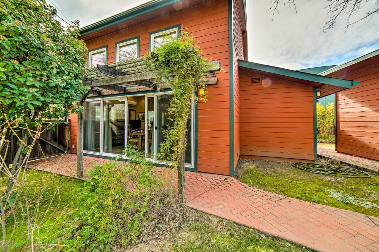 Hilltop Loft Ukiah Vacation Rental! 外观 照片